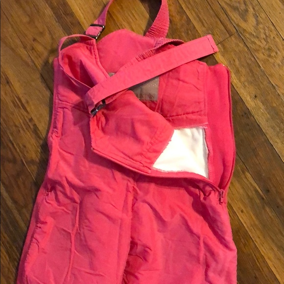 Hot pink ski overalls - Picture 6 of 8